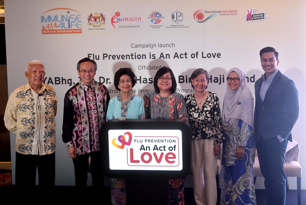 Dr Siti Hasmah gesa rakyat ambil vaksin influenza setiap tahun