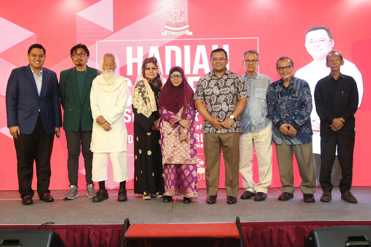 Sasterawan Negara berkumpul pada majlis Hadiah Sastera Selangor 2019