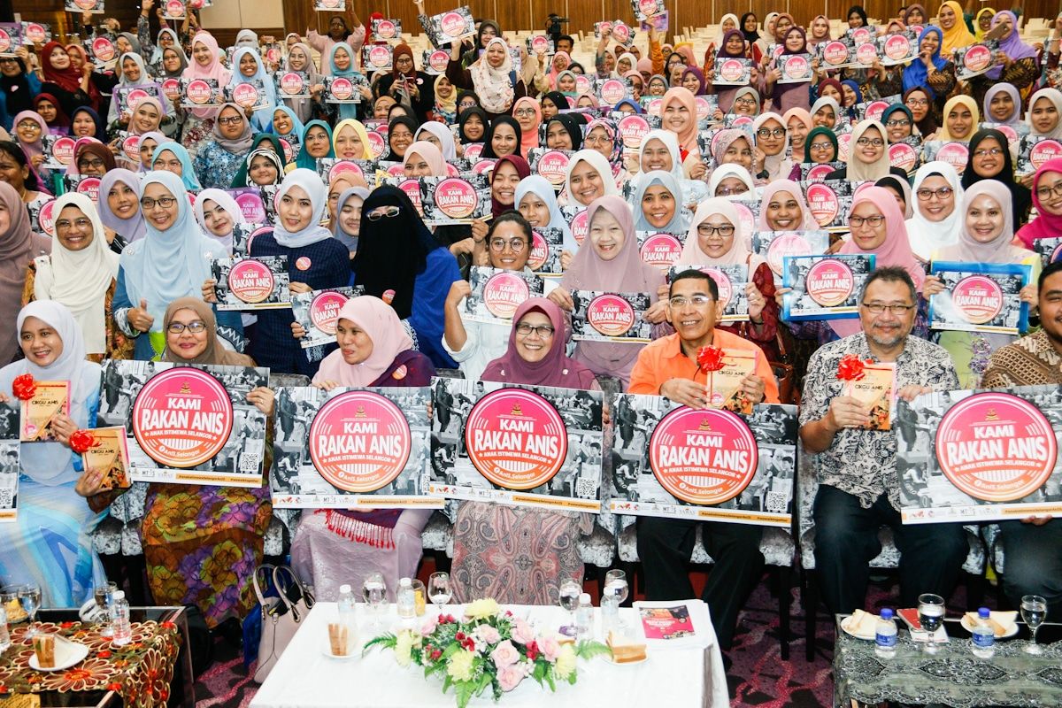 Selangor latih 1,202 Cikgu AnIS didik anak istimewa