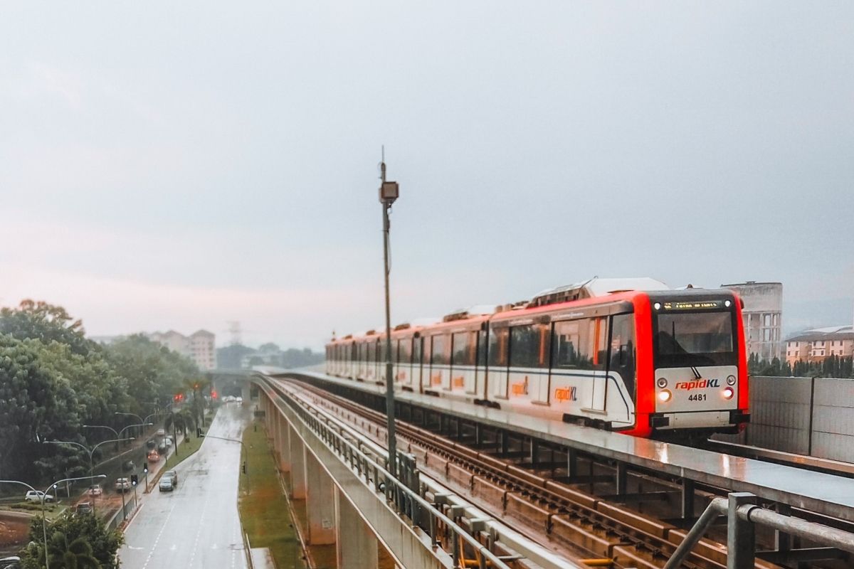 Audit team needed for proper maintenance of public transport facilities