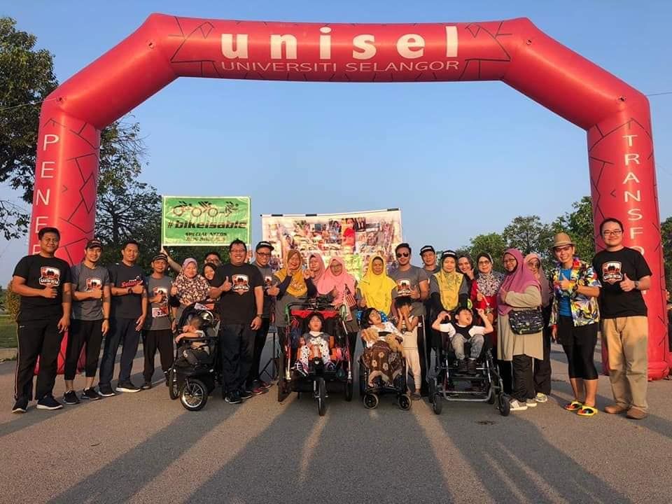 Komuniti setempat jaya Larian Santai Desa Unisel