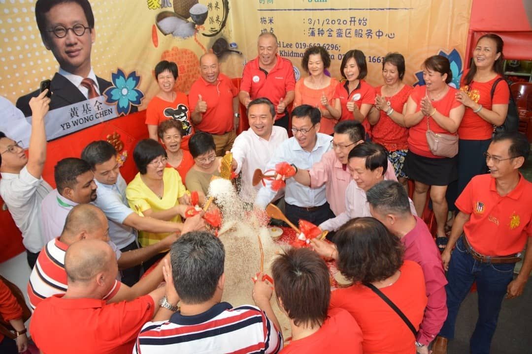 派5000份百家米福袋  黄思汉偕千户人家施米纳福