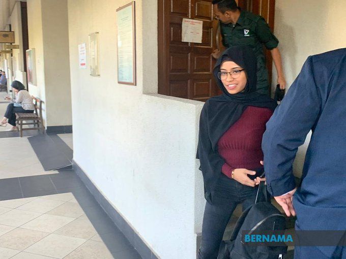 Zarith Sofia didenda RM27,000 simpan dan kurung anak beruang matahari