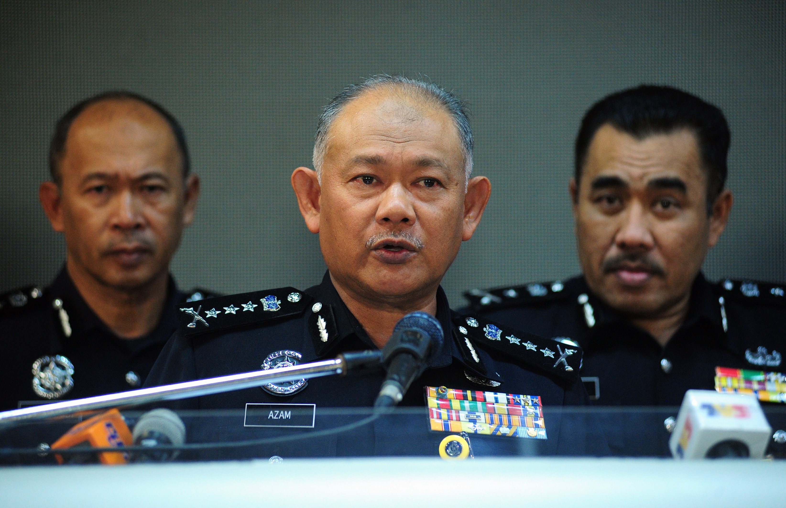 Enam anggota polis ditahan peras ugut orang awam