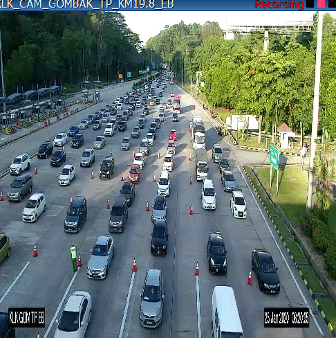 Aliran trafik di beberapa lebuh raya utama perlahan pagi ini