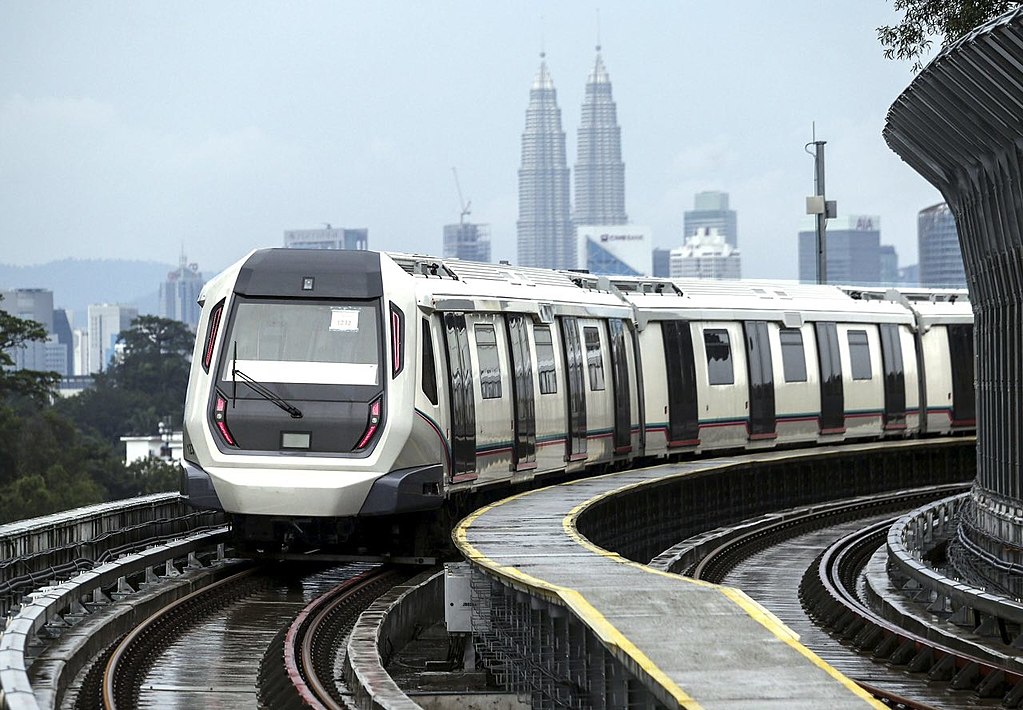 MRT Kajang line ladies-only coaches trial run to begin end of Sept — Minister
