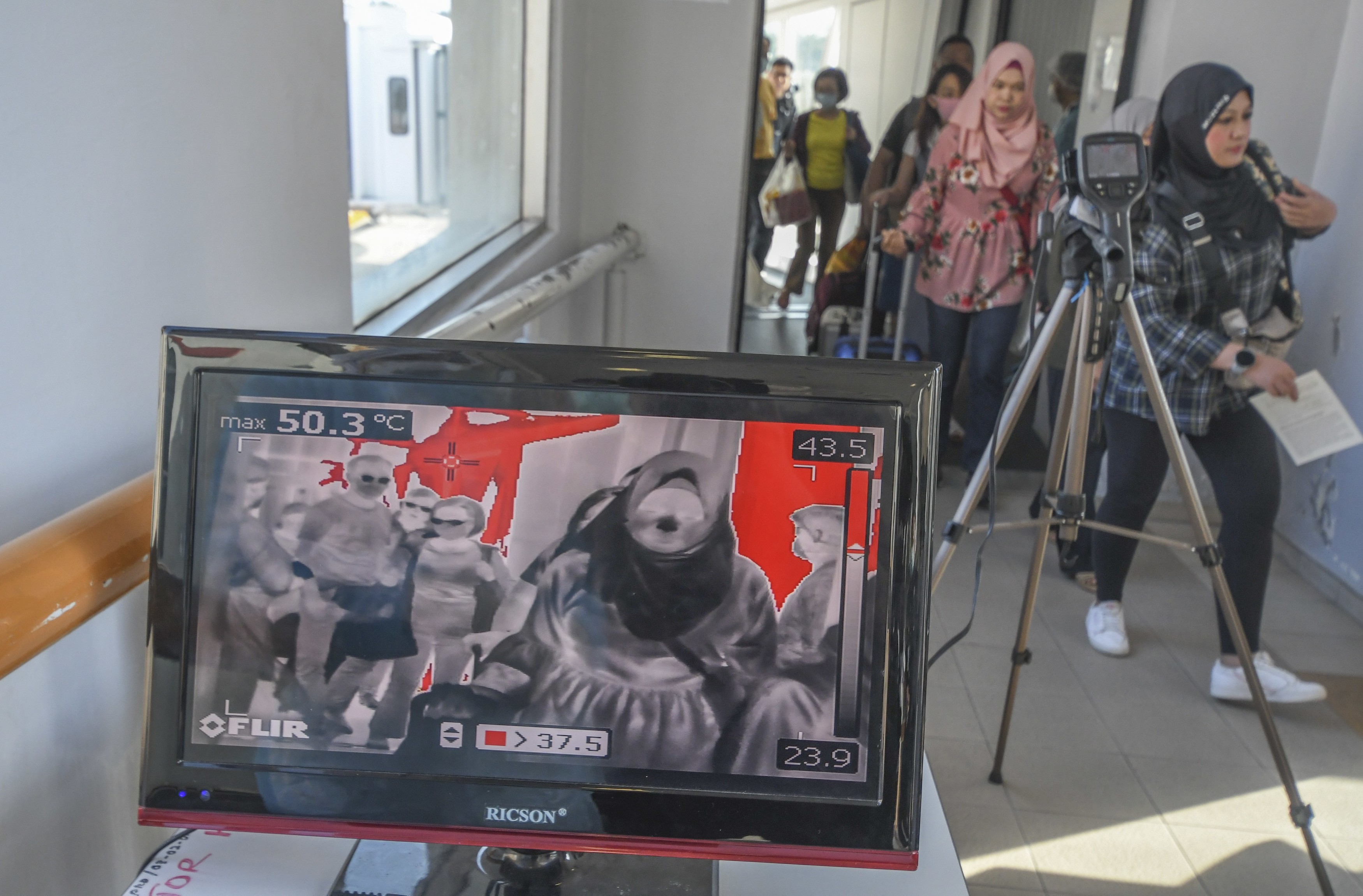 Empat rakyat Malaysia dijangkiti koronavirus stabil