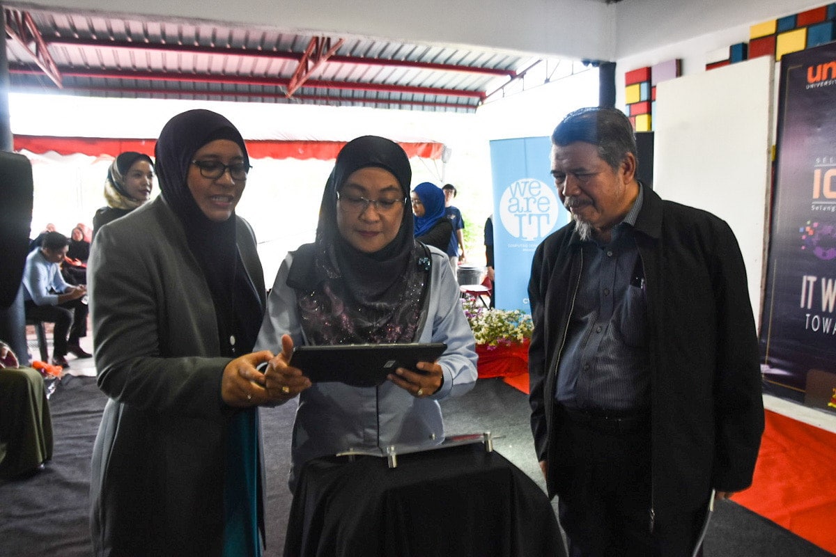 Rapatkan jurang digital realisasi Negeri Pintar 2025