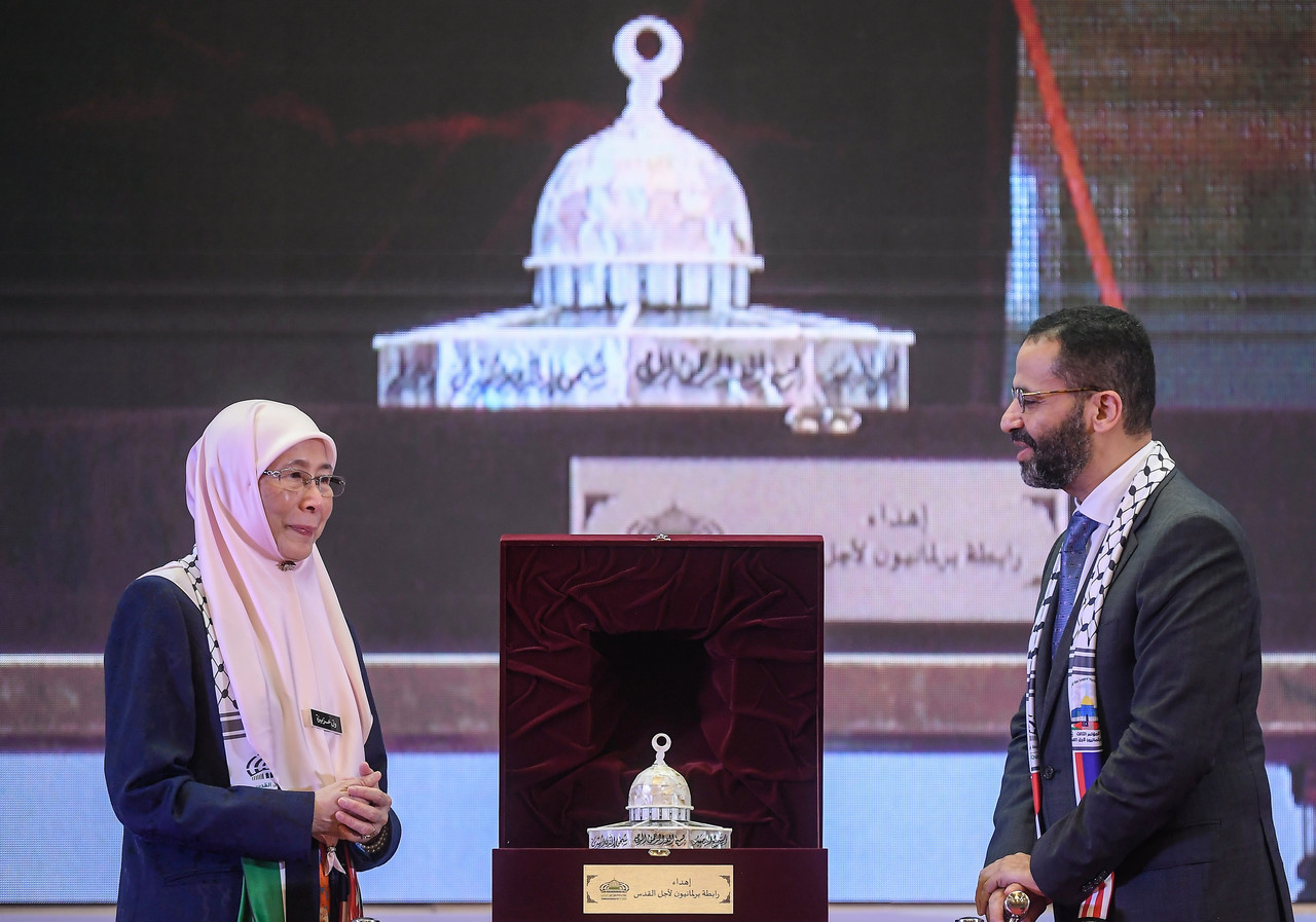 Jangan lupakan sejarah penderitaan Palestin - Dr Wan Azizah