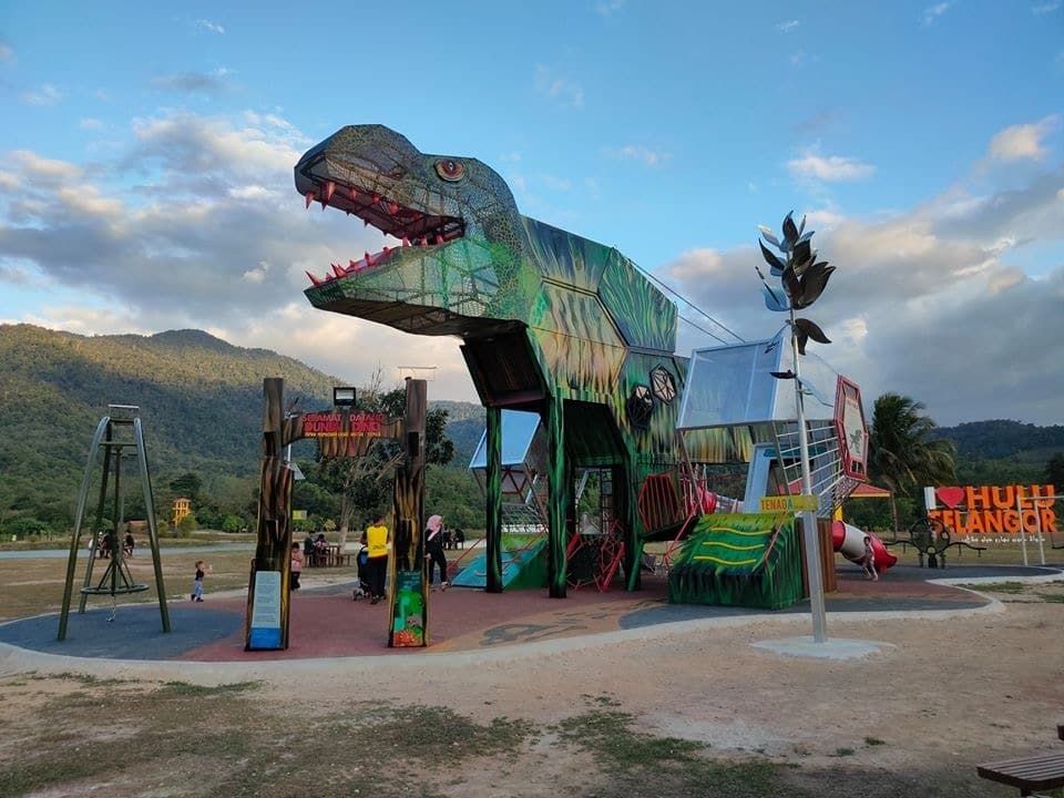 Taman Tasik Milenium lokasi riadah popular Kuala Kubu Bharu