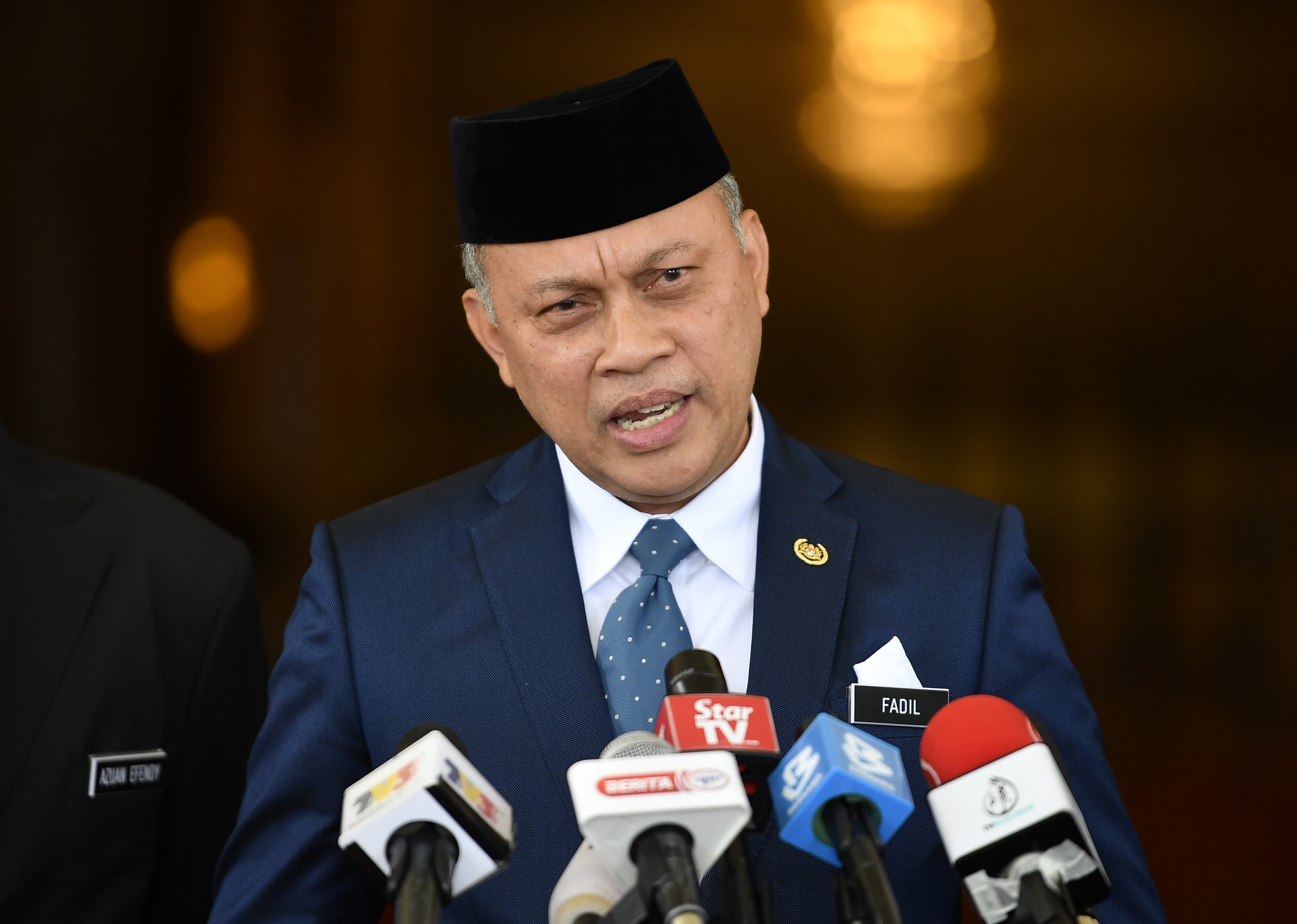Agong adakan pertemuan dengan 222 Ahli Parlimen