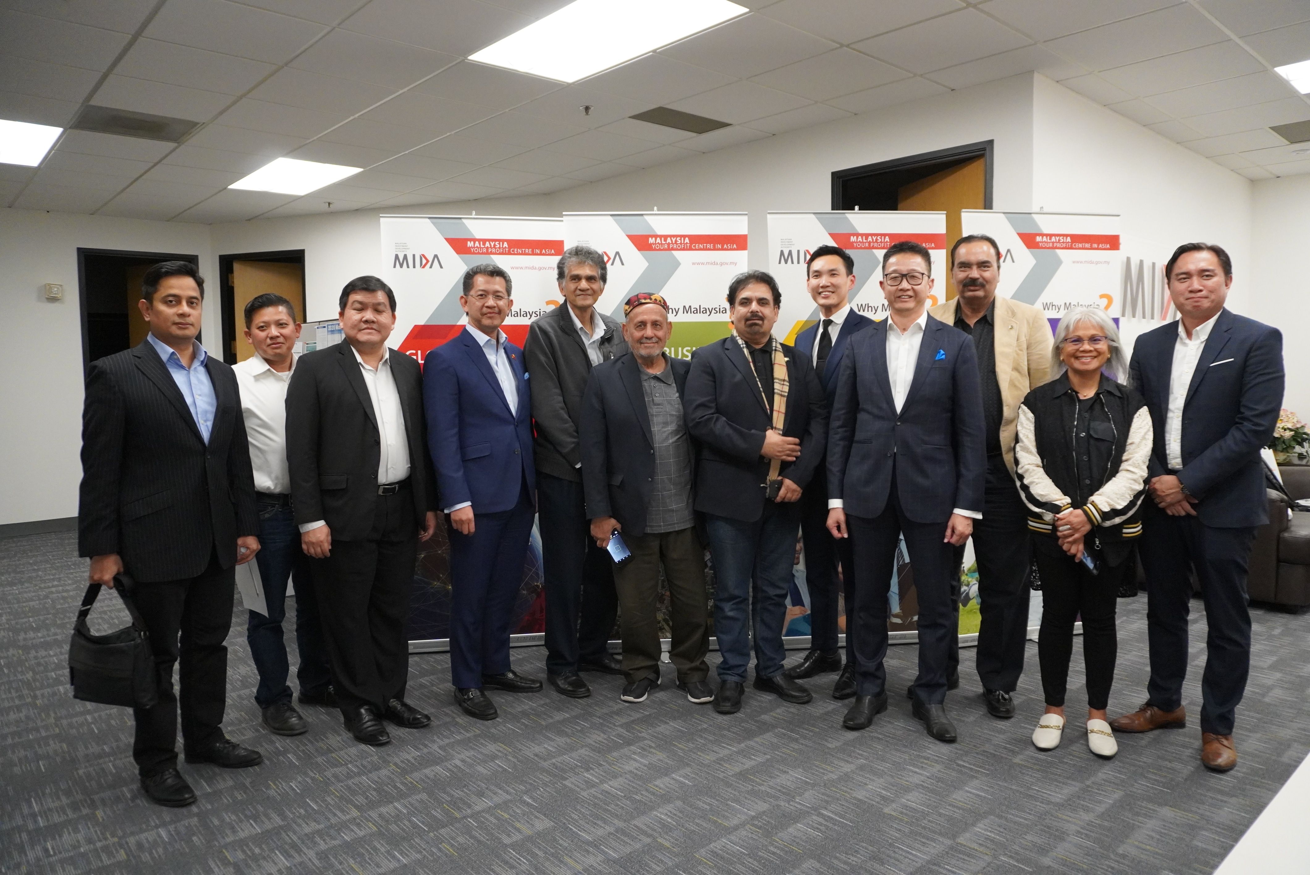 邓章钦率雪商务代表团  拜会美企业招商引资