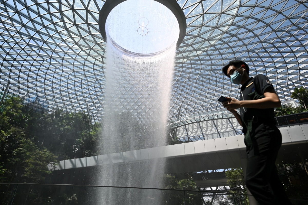 Quarantine-free air VTL for fully vaccinated travellers from Singapore