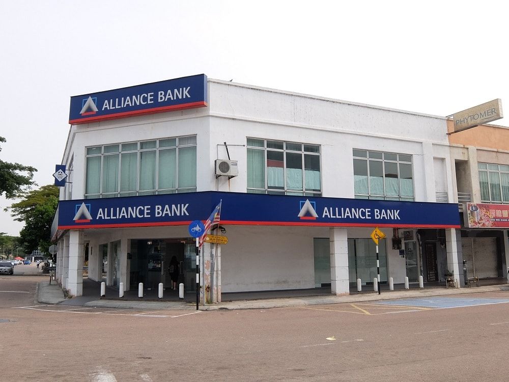 Seorang pekerja positif Covid-19, tiga cawangan Alliance Bank tutup