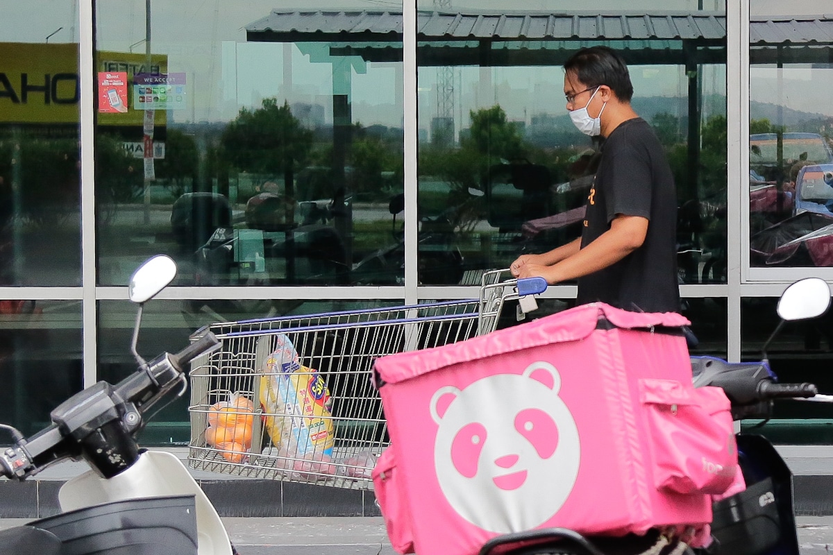 Kerajaan setuju turun harga topeng muka