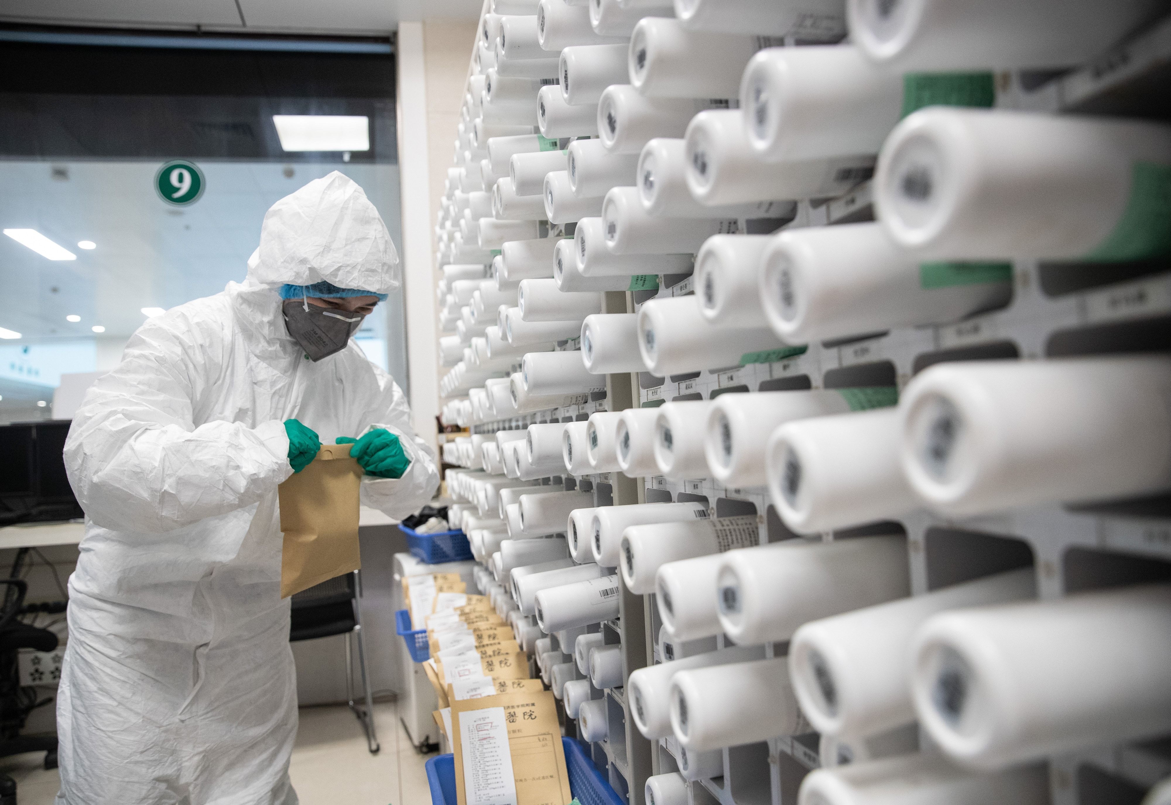 新冠肺炎疫情  中国累积2943人死