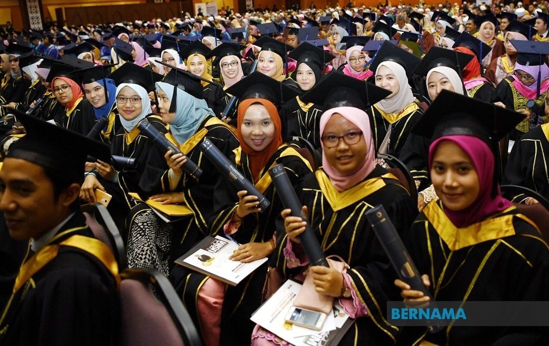 மாணவர்களுக்கு உபகாரச் சம்பளம் வழங்குவதில் சிலாங்கூர் முன்னணி