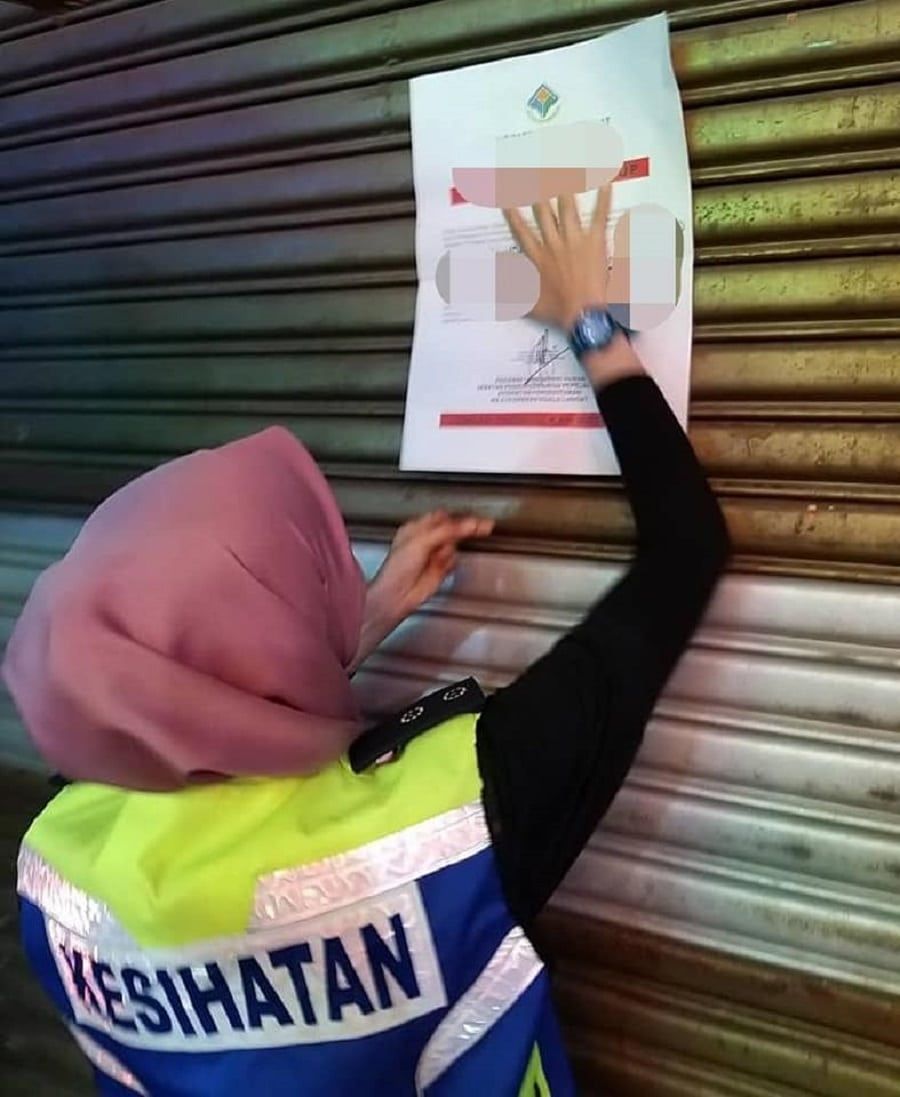 蟑螂四处发行  瓜冷1餐馆被查封