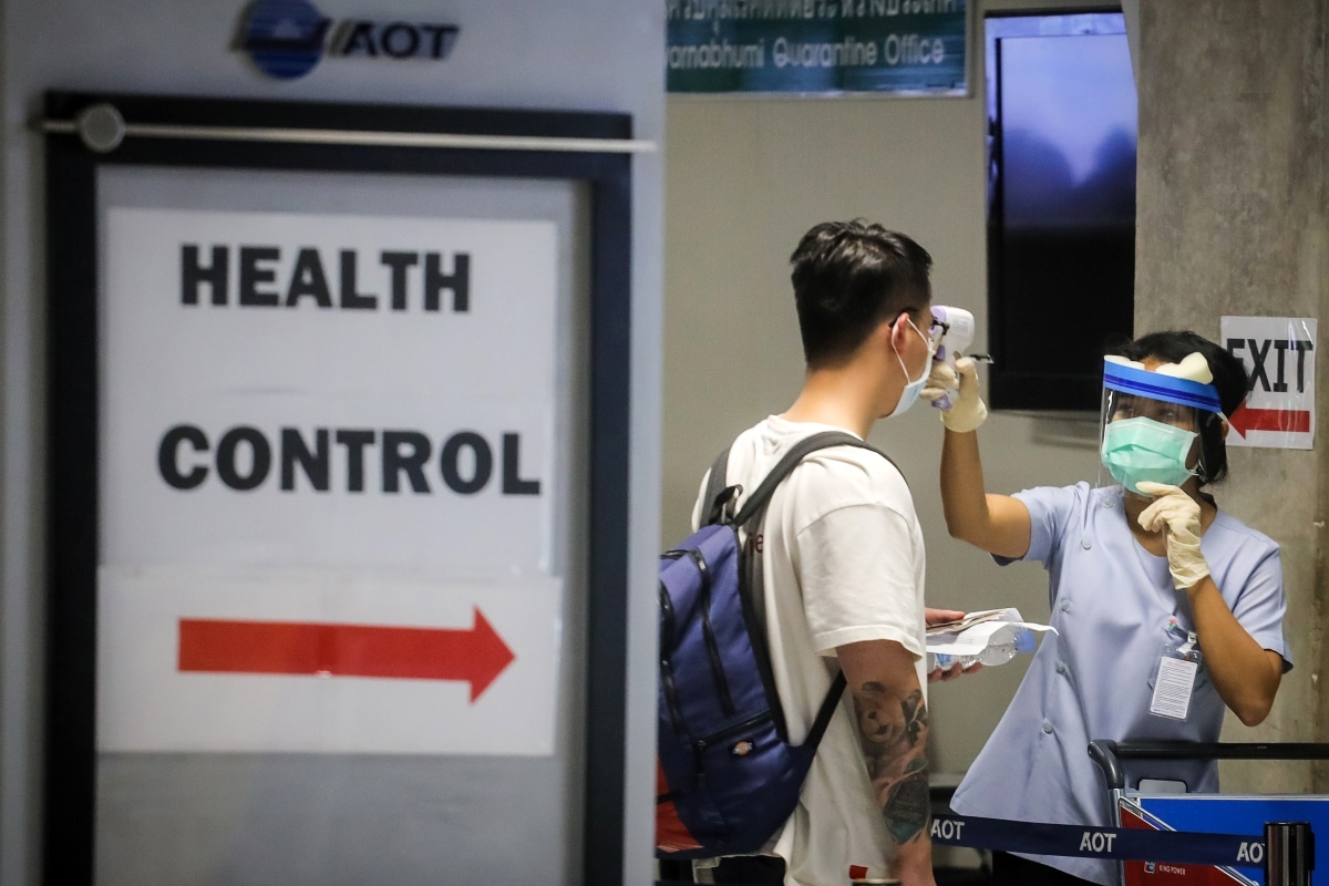 Thailand extends emergency decree, curfew for another month