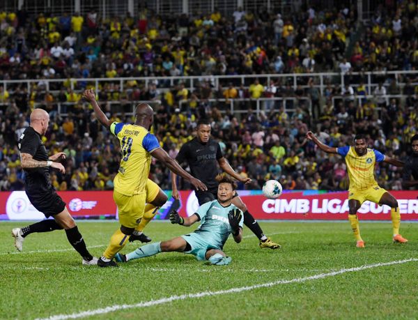 Liga Super: Selangor tewaskan Tok Gajah