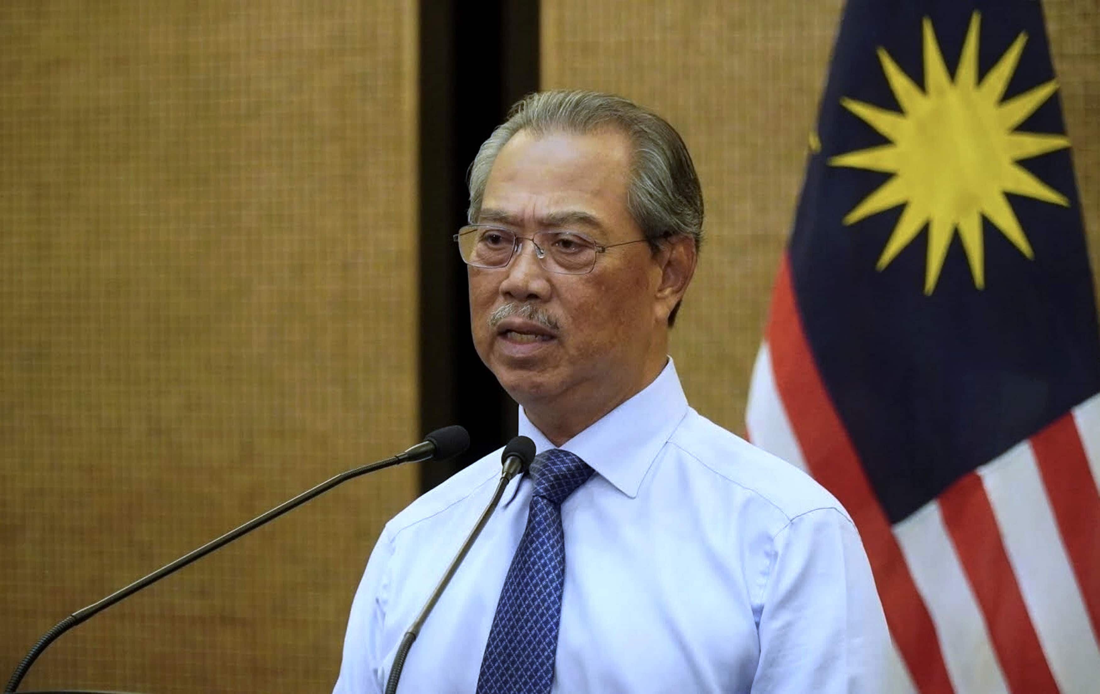 Pencarum KWSP boleh keluar RM500 sebulan untuk setahun