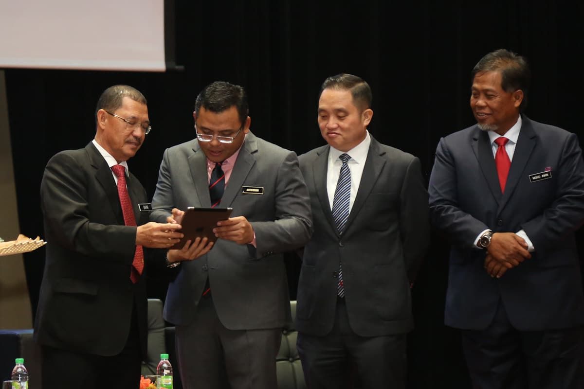 靠感应自动防洪  雪水闸口分阶段提升