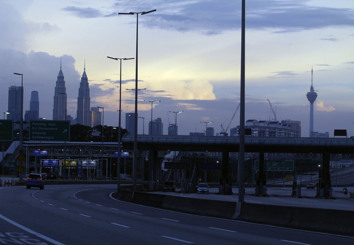 Early signs of success during first phase of MCO