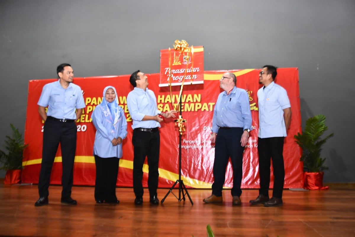 56万提升动物收容所  雪人性化管制流浪动物