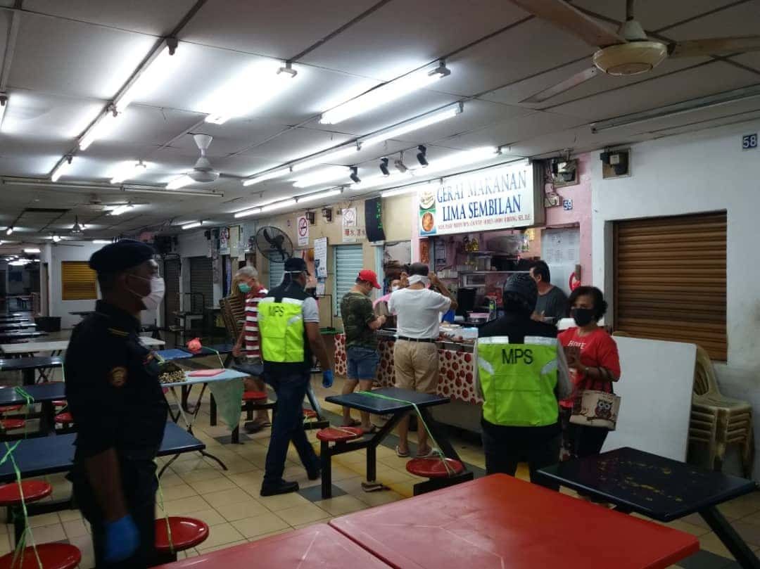 士拉央市会对付违例商家  限行令不再警告.直接开罚单