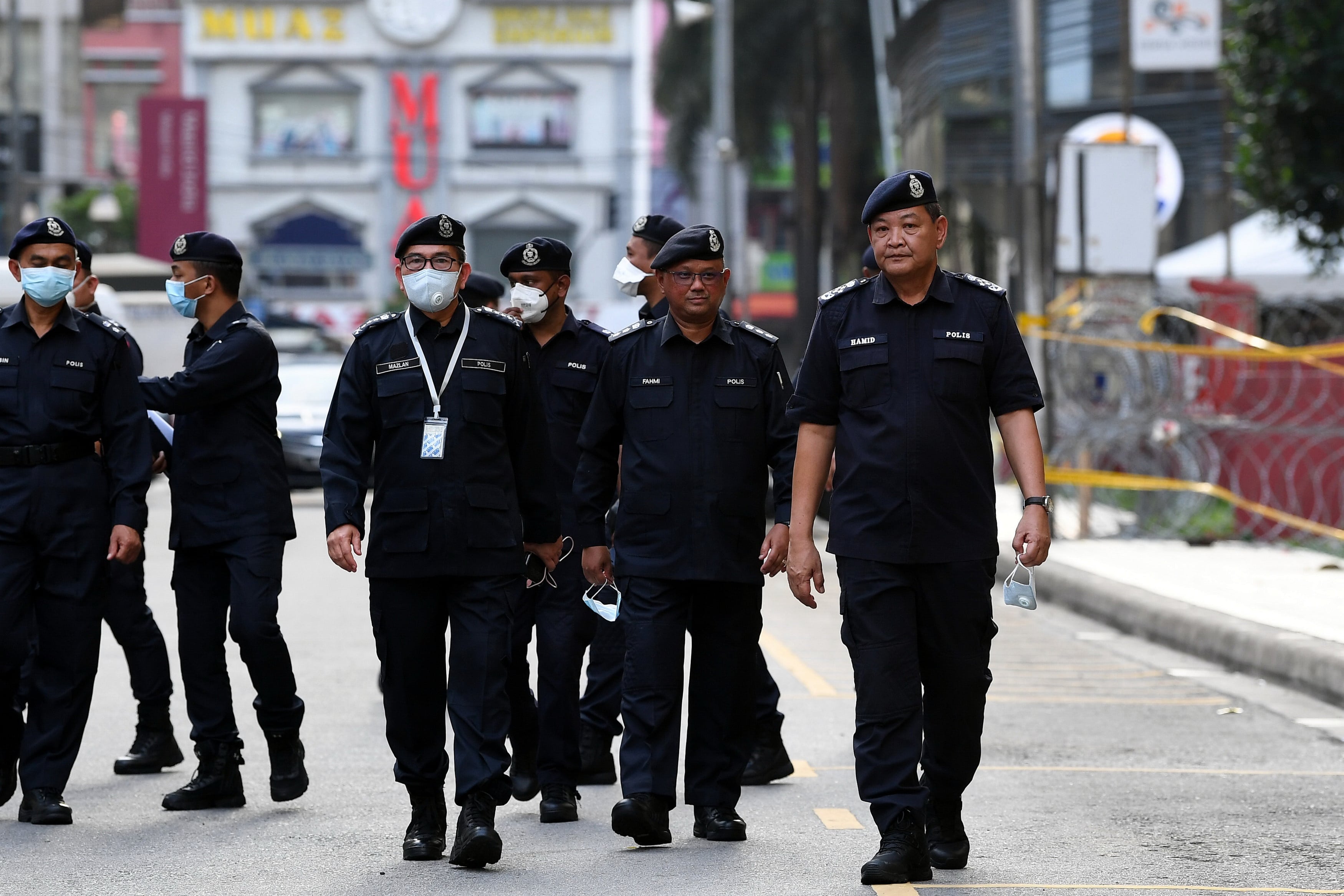 PKP Diperketatkan: Ibu pejabat Bank Muamalat di Jalan Melaka tutup