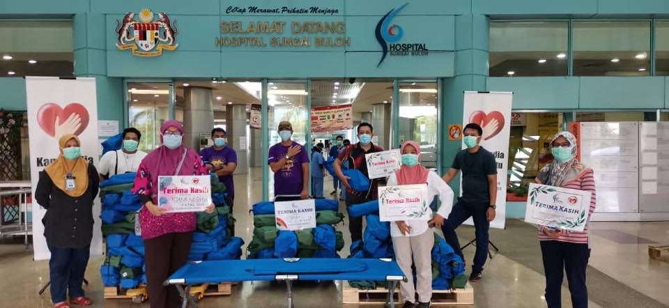 Permaisuri Agong, Sultan Johor hulur sumbangan kepada hospital