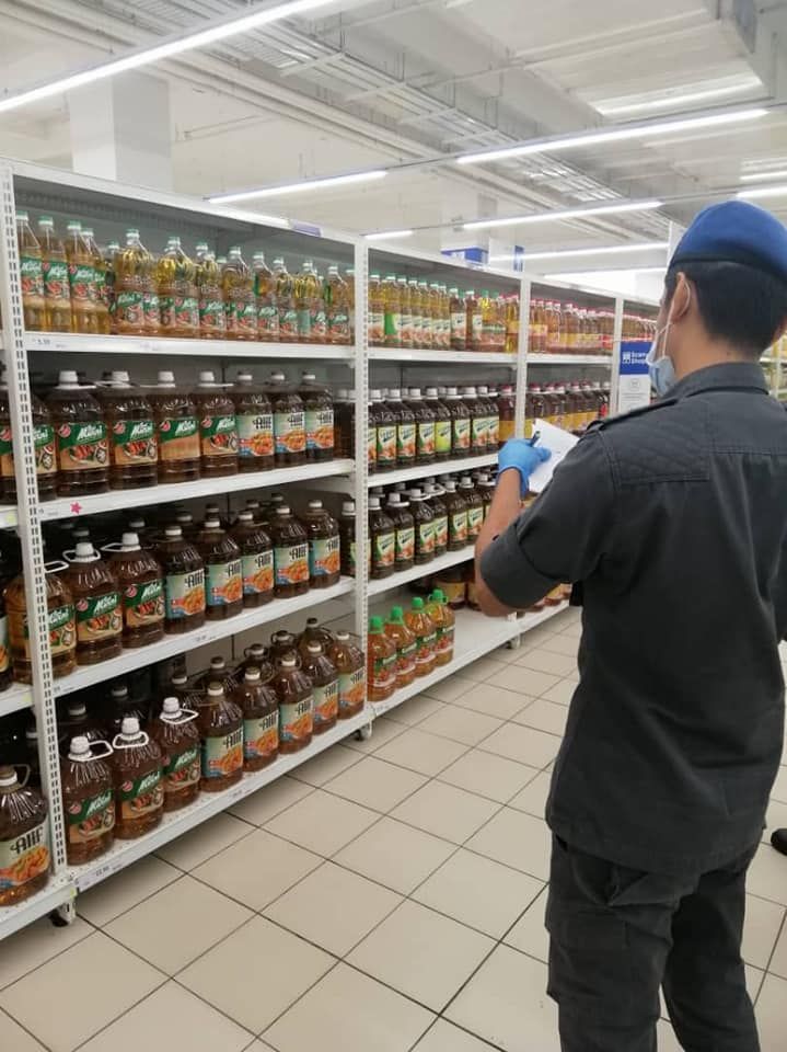 12 premis di Petaling Jaya diperiksa, tiada belian panik