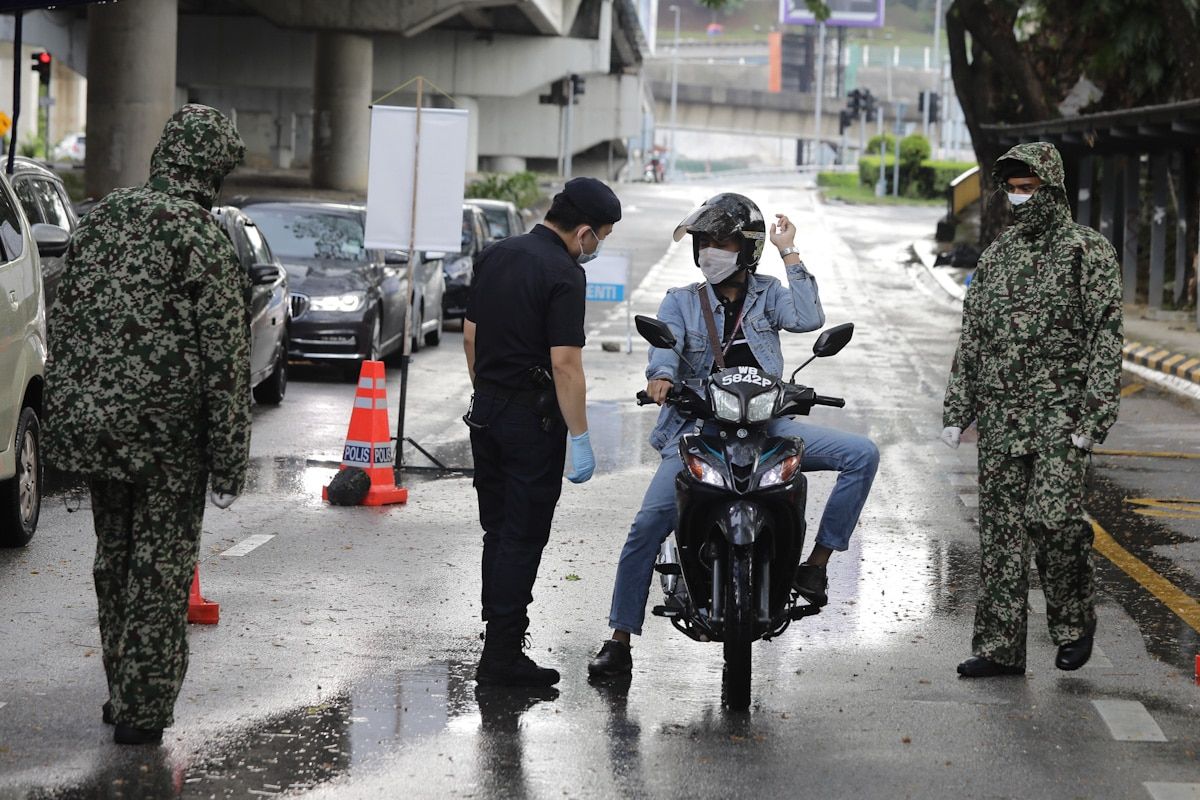 Covid-19: Jika tiada benda mustahak, jangan keluar rumah