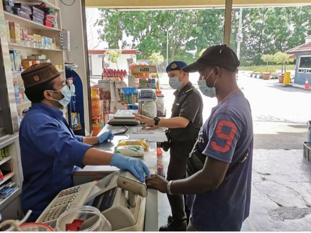 Gagal pamer tanda harga, dua peruncit dikompaun RM1,000