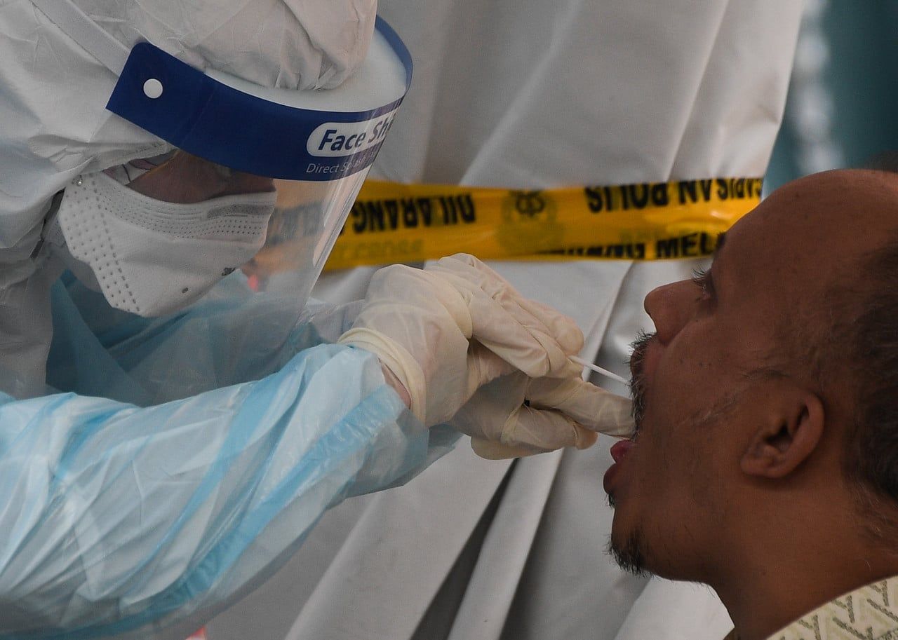 Covid-19: Dua pertiga penduduk kawasan PKP Diperketatkan selesai disaring