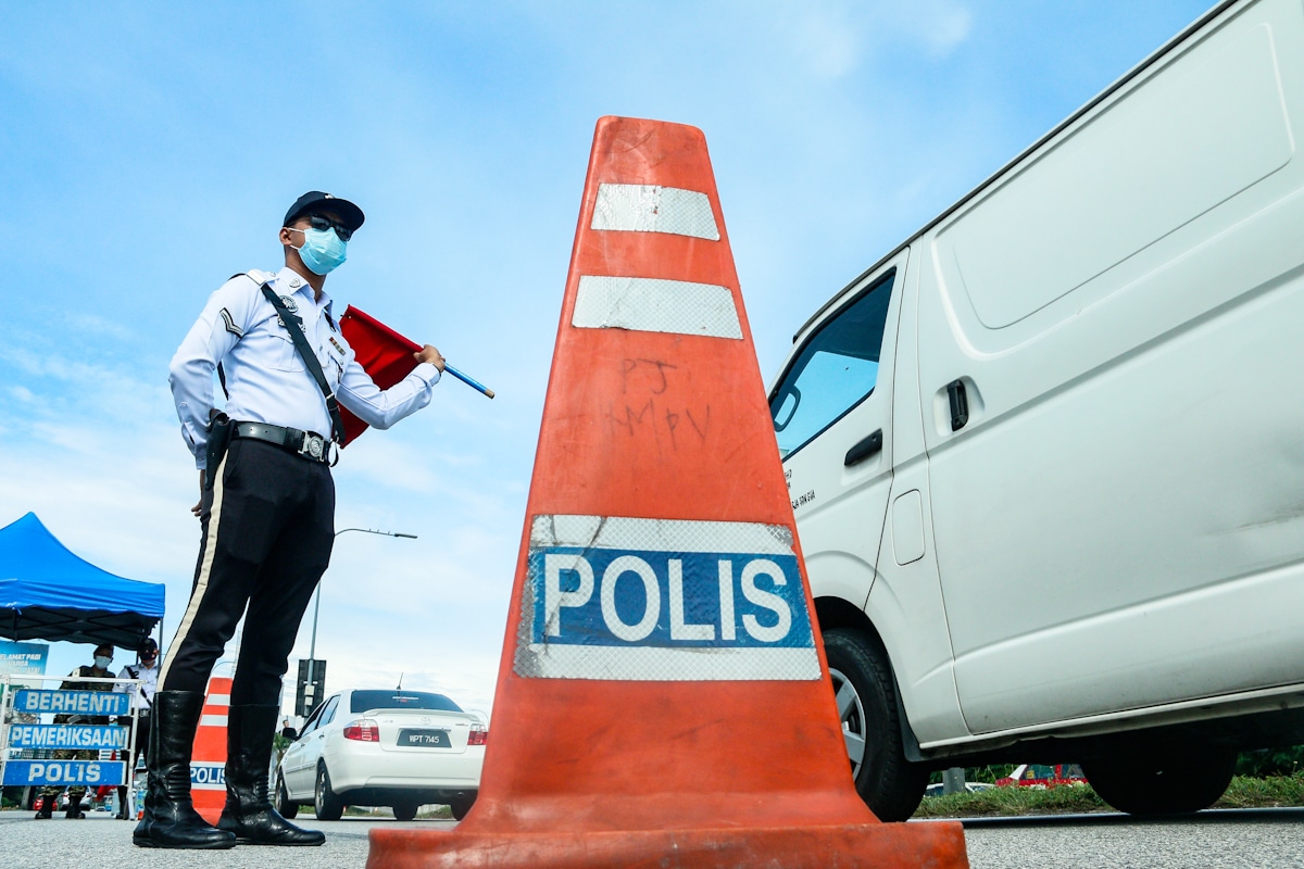 No compromise for cops involved in crime