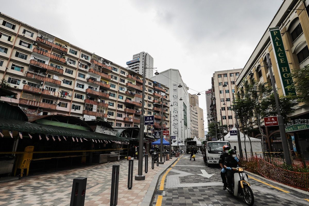 Tanah jerlus: Penduduk Flat Malayan Mansion susah lena, risau rumah terjejas