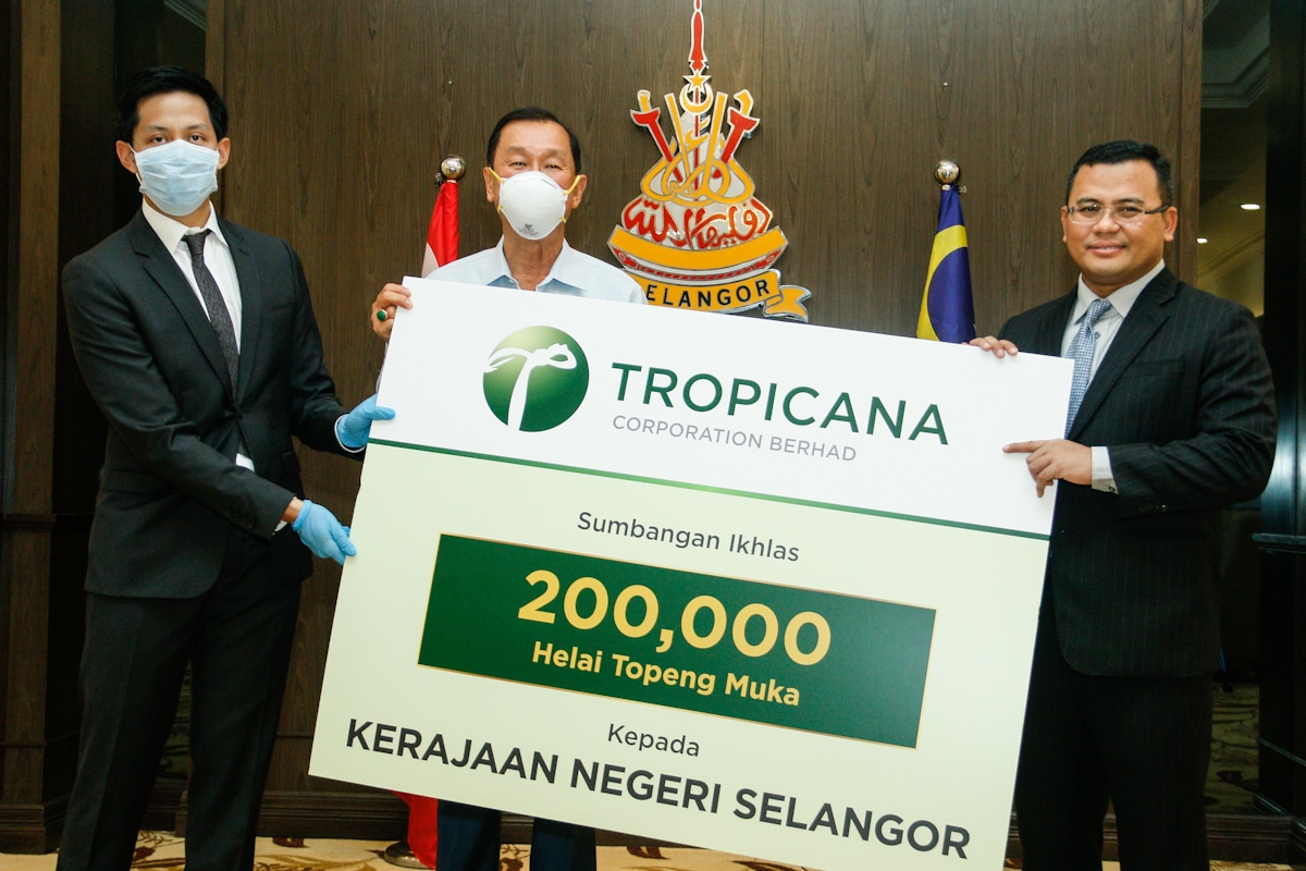 Selangor receives 200,000 face shields for frontliners