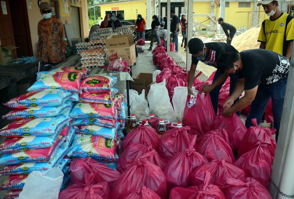 JKM distributes more than 300,000 food baskets to 1.34 million homes during MCO