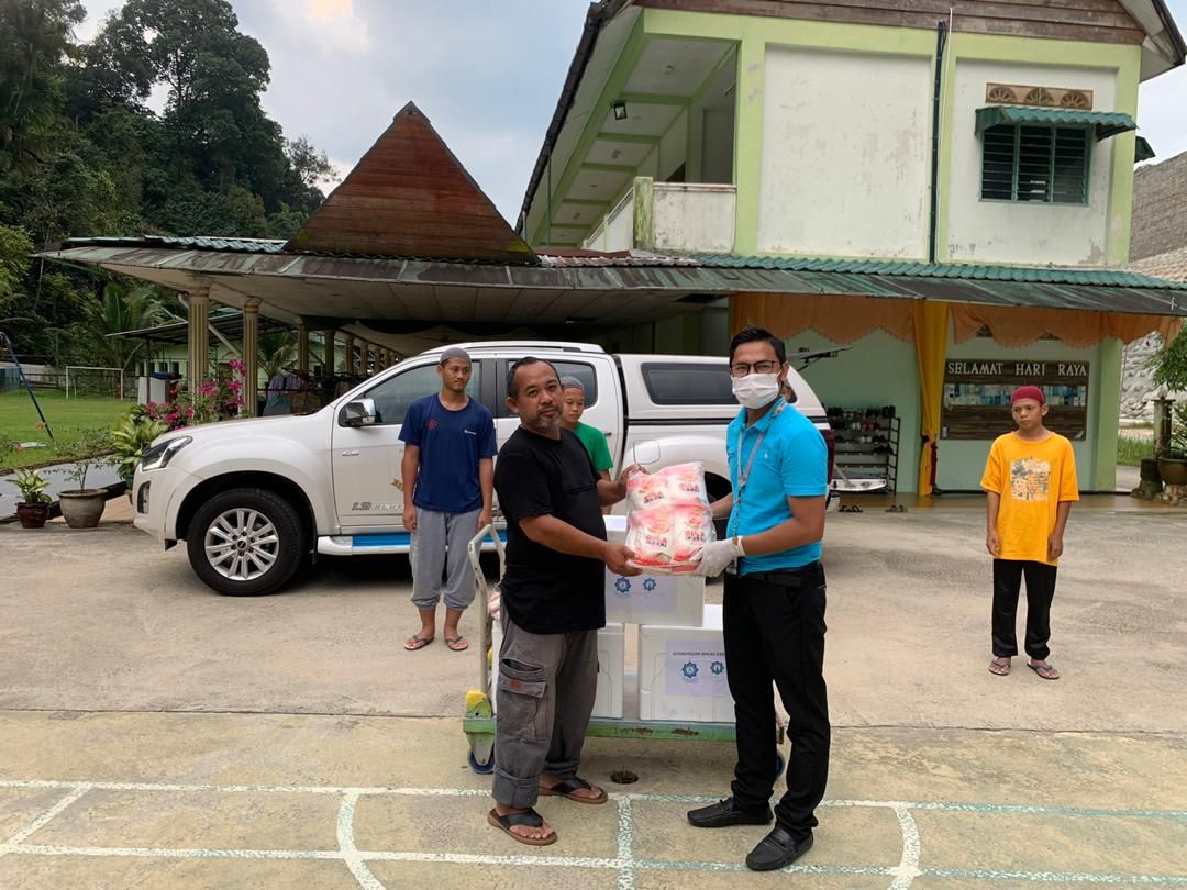Yide sumbang bekalan makanan basah kepada tujuh rumah anak yatim