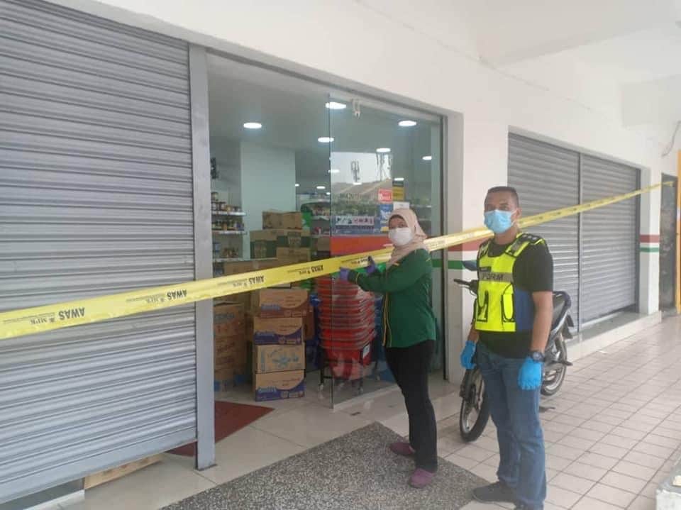 Pasar mini jual minuman beralkohol diarah tutup