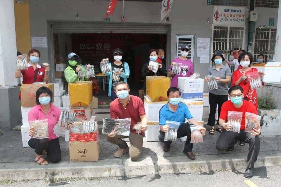 援助渔民.感恩妈妈群  黄思汉母亲节送鱼虾