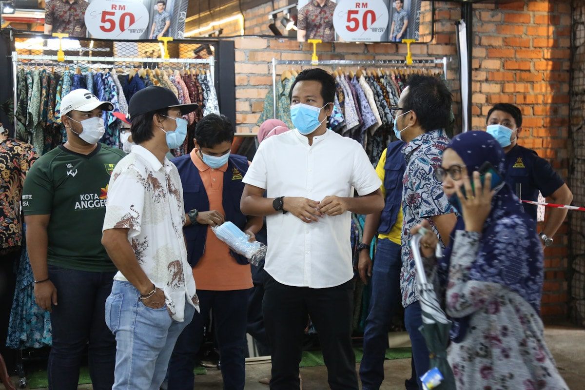 வளாகத்தில் வணிகம் புரியும் வியாபாரிகளுக்கு மாநில அரசாங்கம் உதவ வேண்டும்- நஜ்வான்