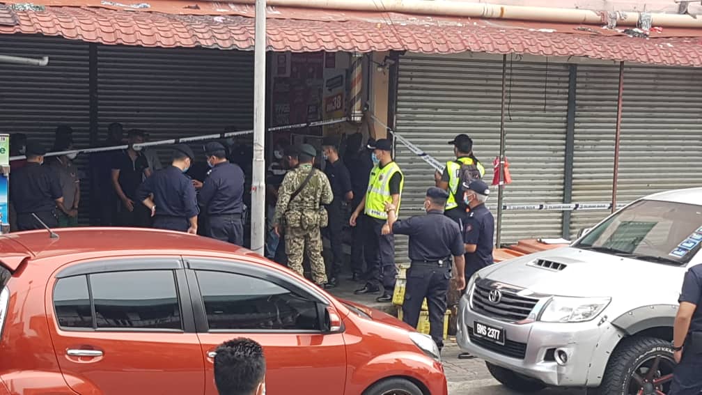 Operasi tanpa permit, lima premis warga asing diarah tutup