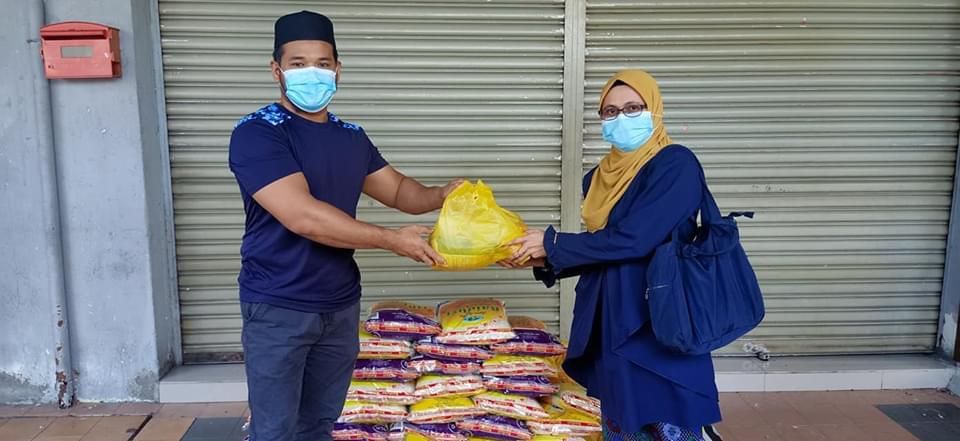Mais sumbang 210 set makanan kepada enam rumah pemulihan al-Riqab