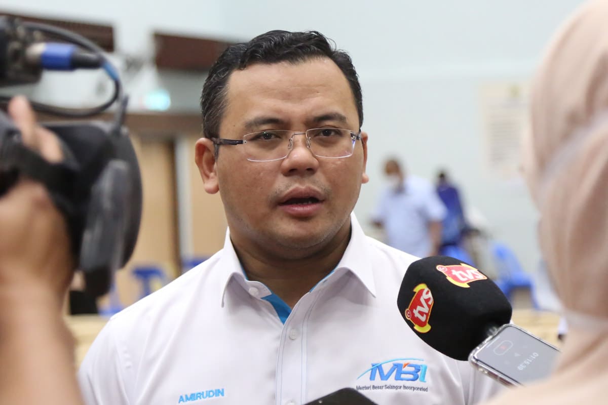 MB: Selangor Ruler called for stability, state reps warned against political stunts