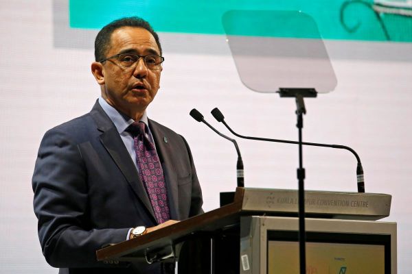Asia's oil demand recovery remains fragile - Petronas CEO