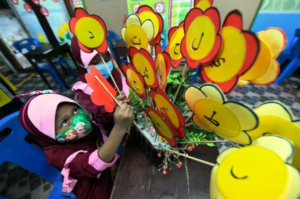 Pakar: Kanak-kanak bawah lima tahun tidak sesuai pakai pelitup muka