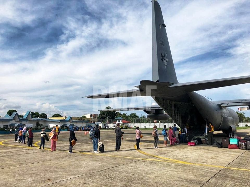 TUDM bawa pulang 81 rakyat Malaysia terkandas di Selatan Filipina