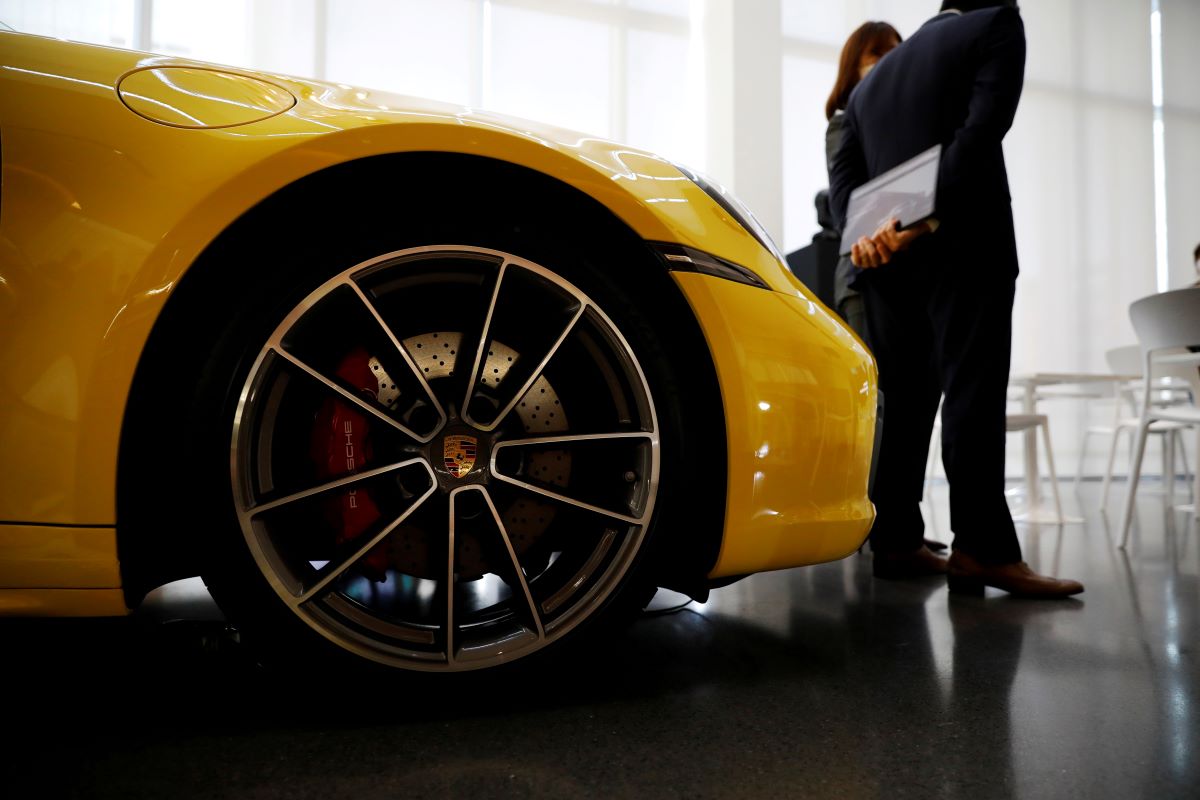 Govt: Luxury tax in rakyat's best interest